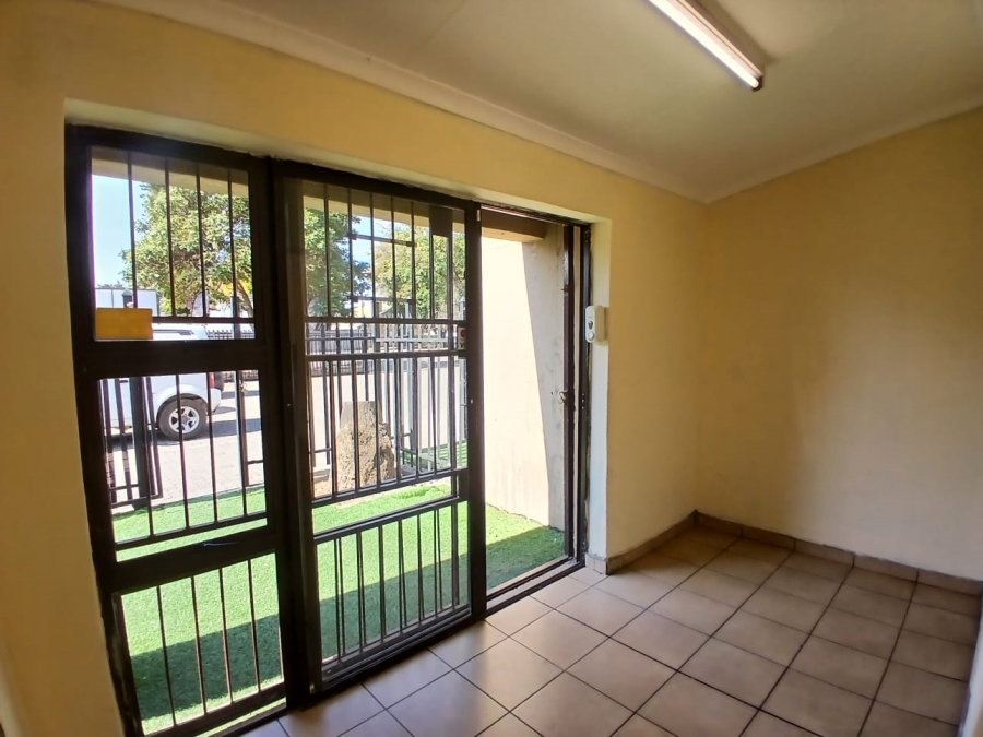 To Let Commercial Property for Rent in Rustenburg Central North West